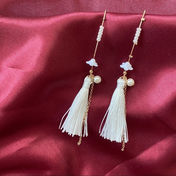 Myth X Dream Jewelry - Flower Tassels Hook Wire Earrings